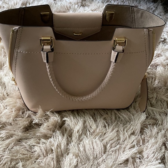Michael Kors Blakely Leather Satchel in Blush - Picture 5 of 10